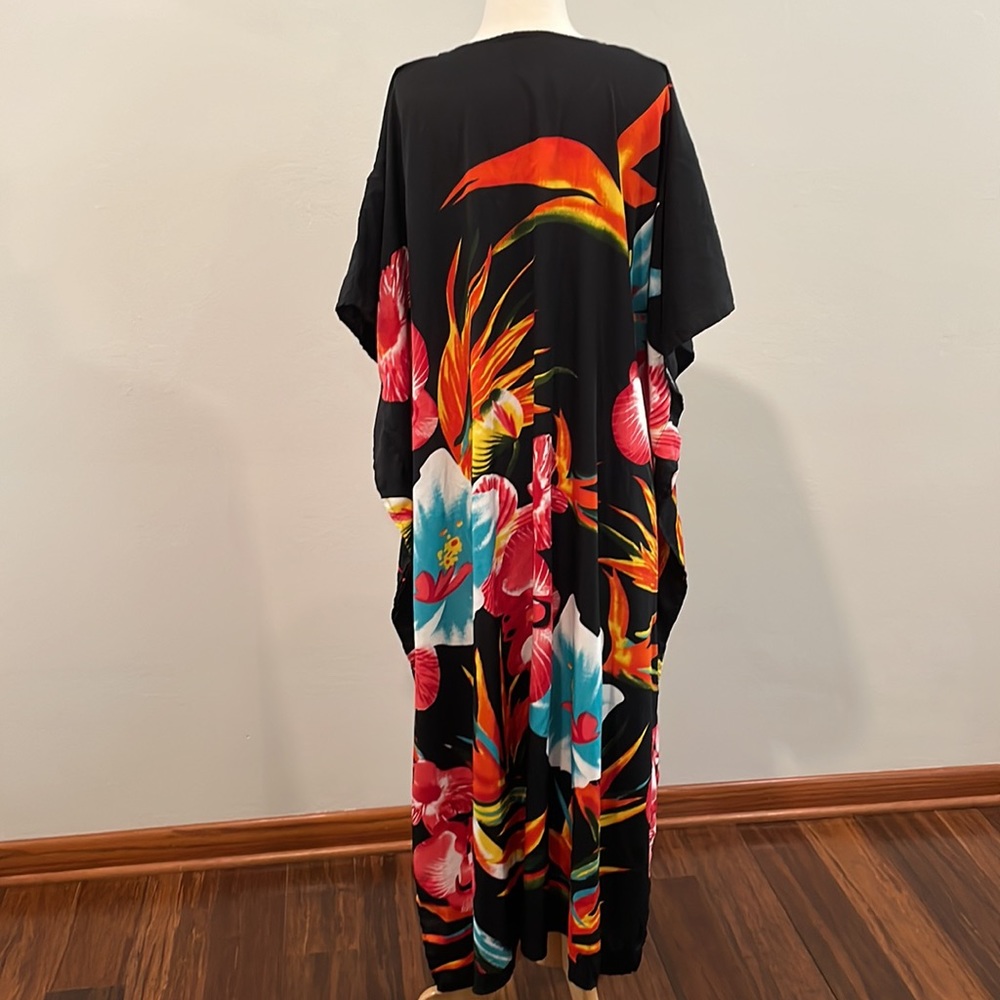WINLAR KAFTANS -Women's Short Sleeve Printed Beach Maxi Caftan Dress - Picture 9 of 13